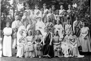 CAST OF “ANTONY AND CLEOPATRA” PERFORMED JUNE 1937 